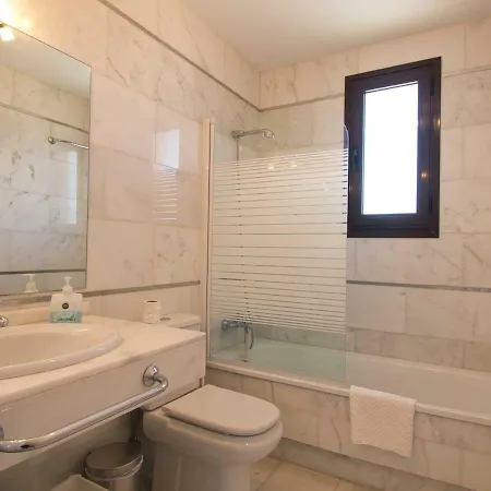 Island Golf Villas, Amarilla Golf And Country Club Вилла
