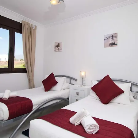 Island Golf Villas, Amarilla Golf And Country Club Вилла *