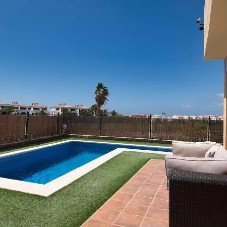Island Golf Villas, Amarilla Golf And Country Club Вилла *